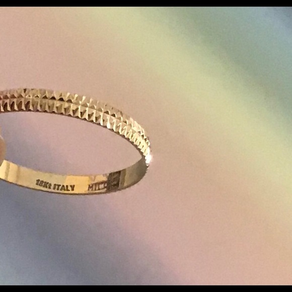 Milor Gold Textured Ring - Picture 4 of 6